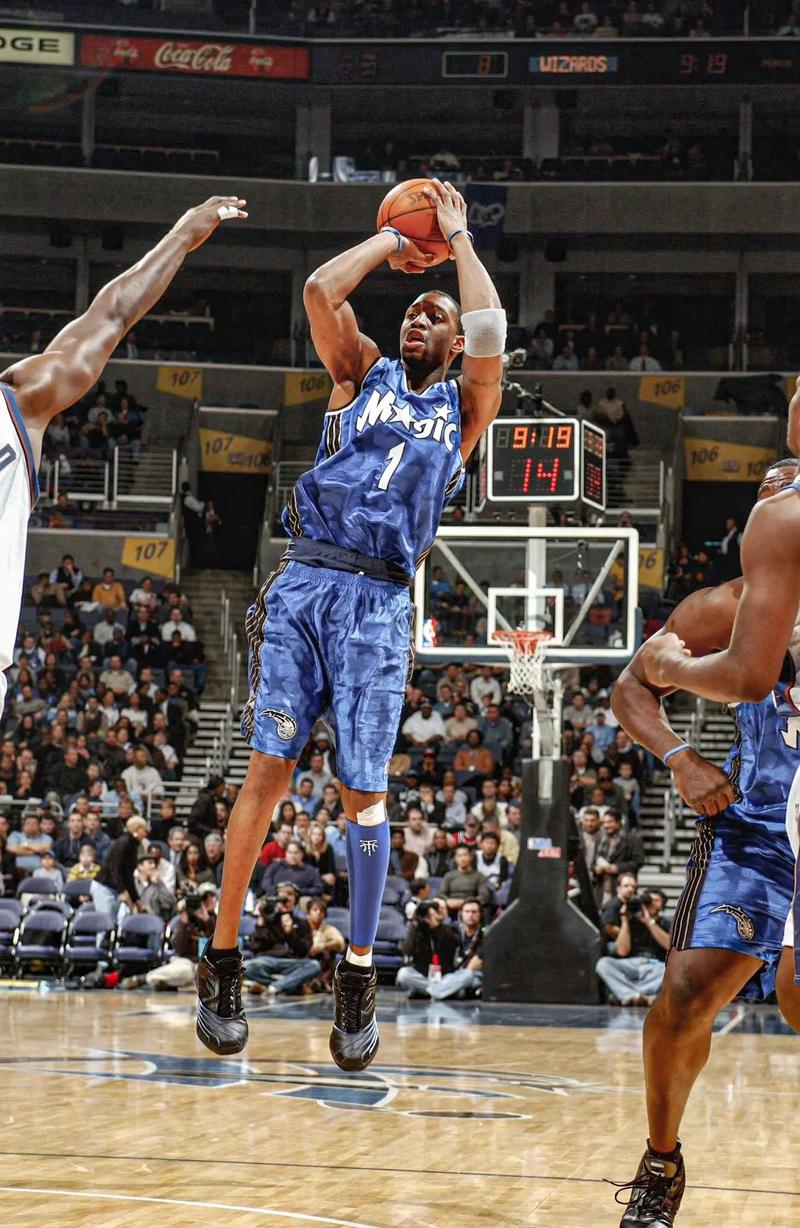 前点中锋与